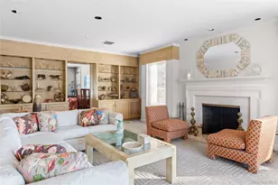 9 Chester Dr, Great Neck, NY 11021 - Photo 5