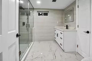 45 Colony Ln, Syosset, NY 11791 - Photo 19