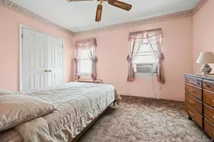 137-34 94th St, Ozone Park, NY 11417 - Photo 9