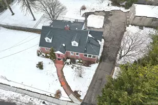 1 Central St, Greenlawn, NY 11740 - Photo 23