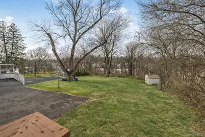 221 Lafayette Avenue, Cortlandt Manor, NY 10567 - Photo 3