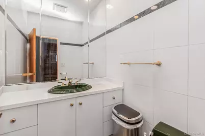 7 Elaine Terrace, Yonkers, NY 10701 - Photo 25