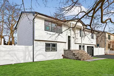 244 N Erie Avenue, Lindenhurst, NY 11757 - Photo 3