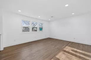 244 N Erie Ave, Lindenhurst, NY 11757 - Photo 7