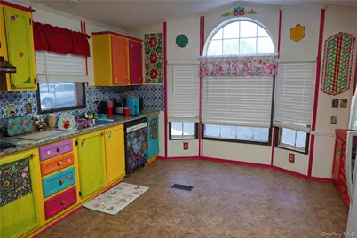 [Address not provided], Calverton, NY 11933 - Photo 5