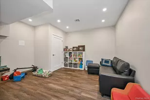 84-05 112th St, Richmond Hill, NY 11418 - Photo 25