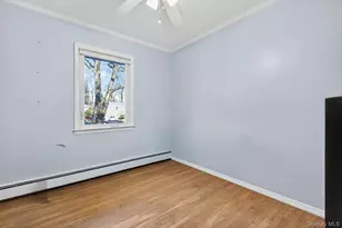 8 Stern Ct, Huntington Station, NY 11746 - Photo 11