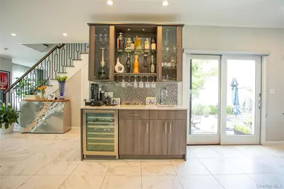 165 W Walnut Street, Long Beach, NY 11561 - Photo 11