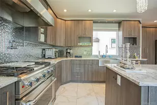 165 W Walnut St, Long Beach, NY 11561 - Photo 15