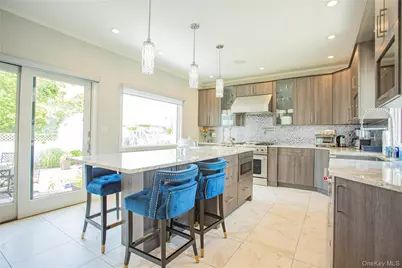 165 W Walnut Street, Long Beach, NY 11561 - Photo 13