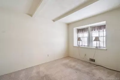 120 Whalers Cove #120, Babylon, NY 11702 - Photo 17