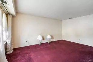 120 Whalers Cove, Babylon, NY 11702 - Photo 3