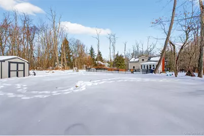 5 Terra Nova Drive, Hopewell Junction, NY 12533 - Photo 3