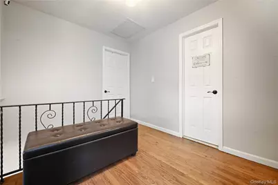 194 Oakdale Bohemia Road, Bohemia, NY 11716 - Photo 23