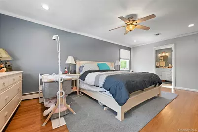 194 Oakdale Bohemia Road, Bohemia, NY 11716 - Photo 15