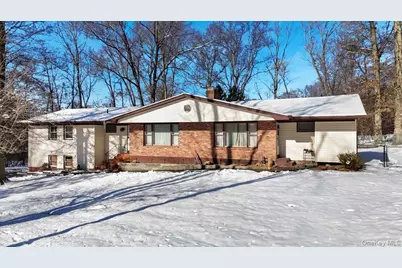 61 Rolling Ridge Road, New City, NY 10956 - Photo 1