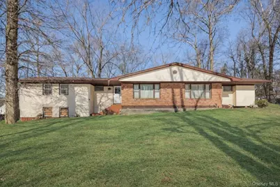 61 Rolling Ridge Road, New City, NY 10956 - Photo 1