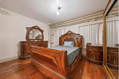 559 E 28th Street, Brooklyn, NY 11210 - Photo 15