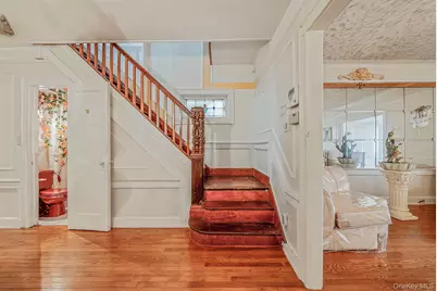 559 E 28th Street, Brooklyn, NY 11210 - Photo 13