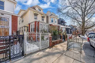 559 E 28th St, Brooklyn, NY 11210 - Photo 3