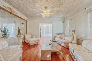 559 E 28th St, Brooklyn, NY 11210 - Photo 7