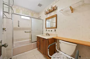 559 E 28th St, Brooklyn, NY 11210 - Photo 19