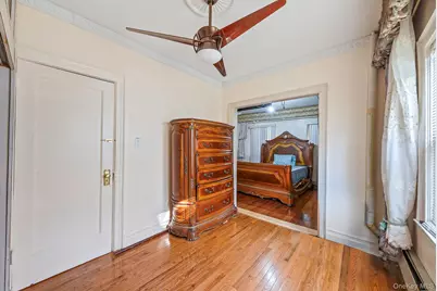 559 E 28th Street, Brooklyn, NY 11210 - Photo 17