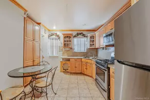 559 E 28th St, Brooklyn, NY 11210 - Photo 11