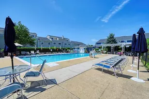 100 Baker Ct, Island Park, NY 11558 - Photo 23