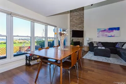 100 Baker Court #118, Island Park, NY 11558 - Photo 9