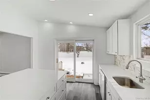 6 Maple Ln, Massapequa Park, NY 11762 - Photo 11