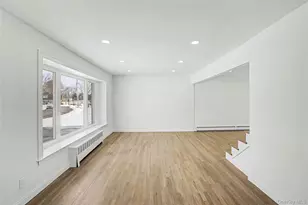 6 Maple Ln, Massapequa Park, NY 11762 - Photo 3