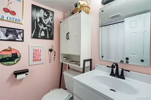 36 Lakewood Ave, Ronkonkoma, NY 11779 - Photo 23