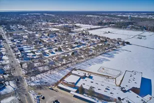 20 Wendy Ln, Brentwood, NY 11717 - Photo 27