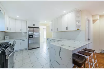 15424 13th Avenue, Whitestone, NY 11357 - Photo 5