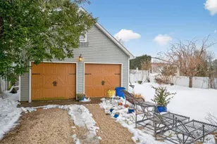 28 Jane St, Roslyn Heights, NY 11577 - Photo 35