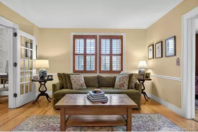 28 Jane Street, Roslyn Heights, NY 11577 - Photo 7