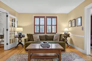 28 Jane St, Roslyn Heights, NY 11577 - Photo 7