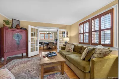 28 Jane Street, Roslyn Heights, NY 11577 - Photo 7