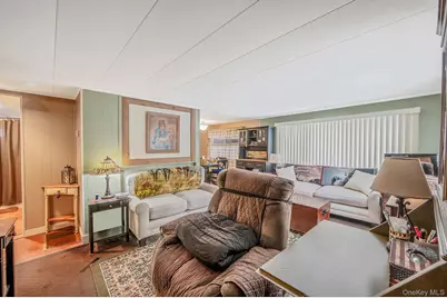 525 Riverleigh Avenue #29, Riverhead, NY 11901 - Photo 7