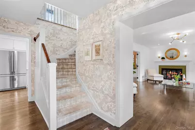 111 Berrian Road, New Rochelle, NY 10804 - Photo 3