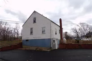 2 Mertes Ln, New Windsor, NY 12553 - Photo 5