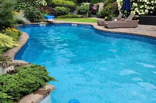 6 Bluffview Ct, Miller Place, NY 11764 - Photo 19