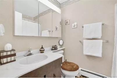 21 Foxwood Drive #8, Pleasantville, NY 10570 - Photo 19