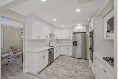 62 Howard Street, Patchogue, NY 11772 - Photo 15