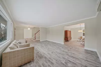 62 Howard Street, Patchogue, NY 11772 - Photo 7