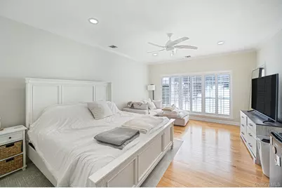 3 Windwatch Drive, Hauppauge, NY 11788 - Photo 7