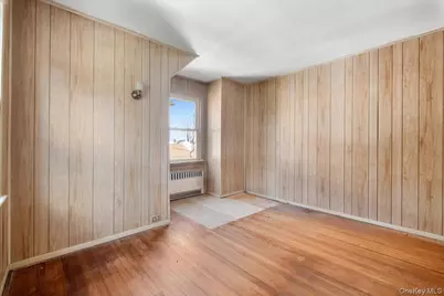 18 Faneuil Place, New Rochelle, NY 10801 - Photo 25