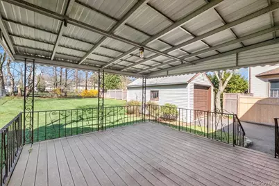 18 Faneuil Place, New Rochelle, NY 10801 - Photo 13