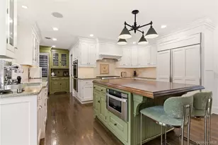 31 Carnegie Ave, Huntington, NY 11743 - Photo 11